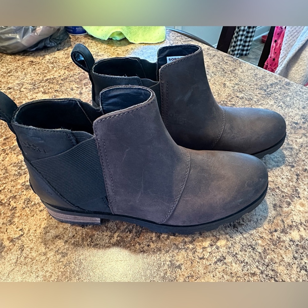 Sorel Charcoal Chelsea Ankle Booties
